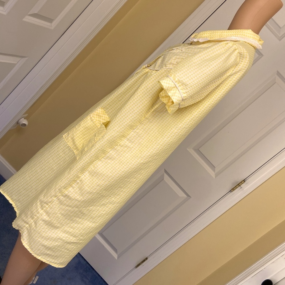Vintage House Dress, 80s Loungewear Patio Dress, Smock Dress, Pearl Snaps. - Picture 2 of 8